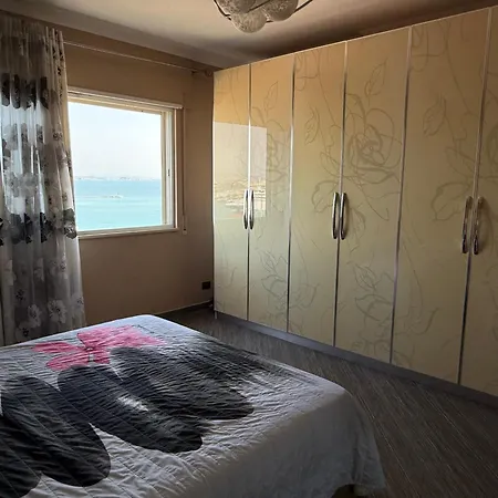Amour Apartments *