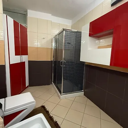 Amour Apartments *